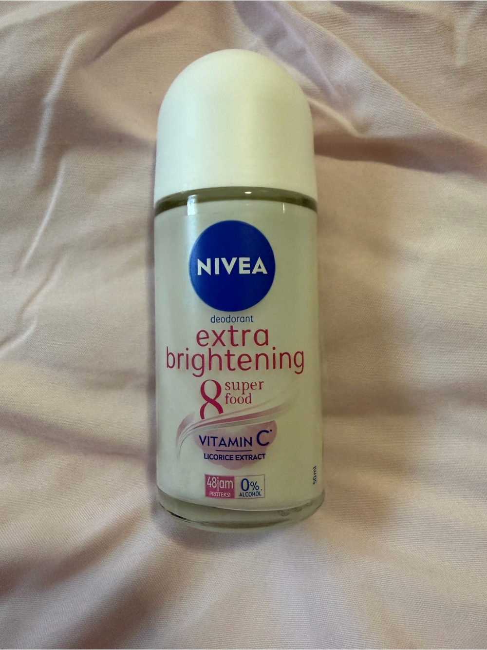 NIVEA Extra Brightening Roll-On Deodorant - White